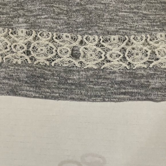 GIRLS’ HEART BLOUSE SIZE L - Picture 3 of 4